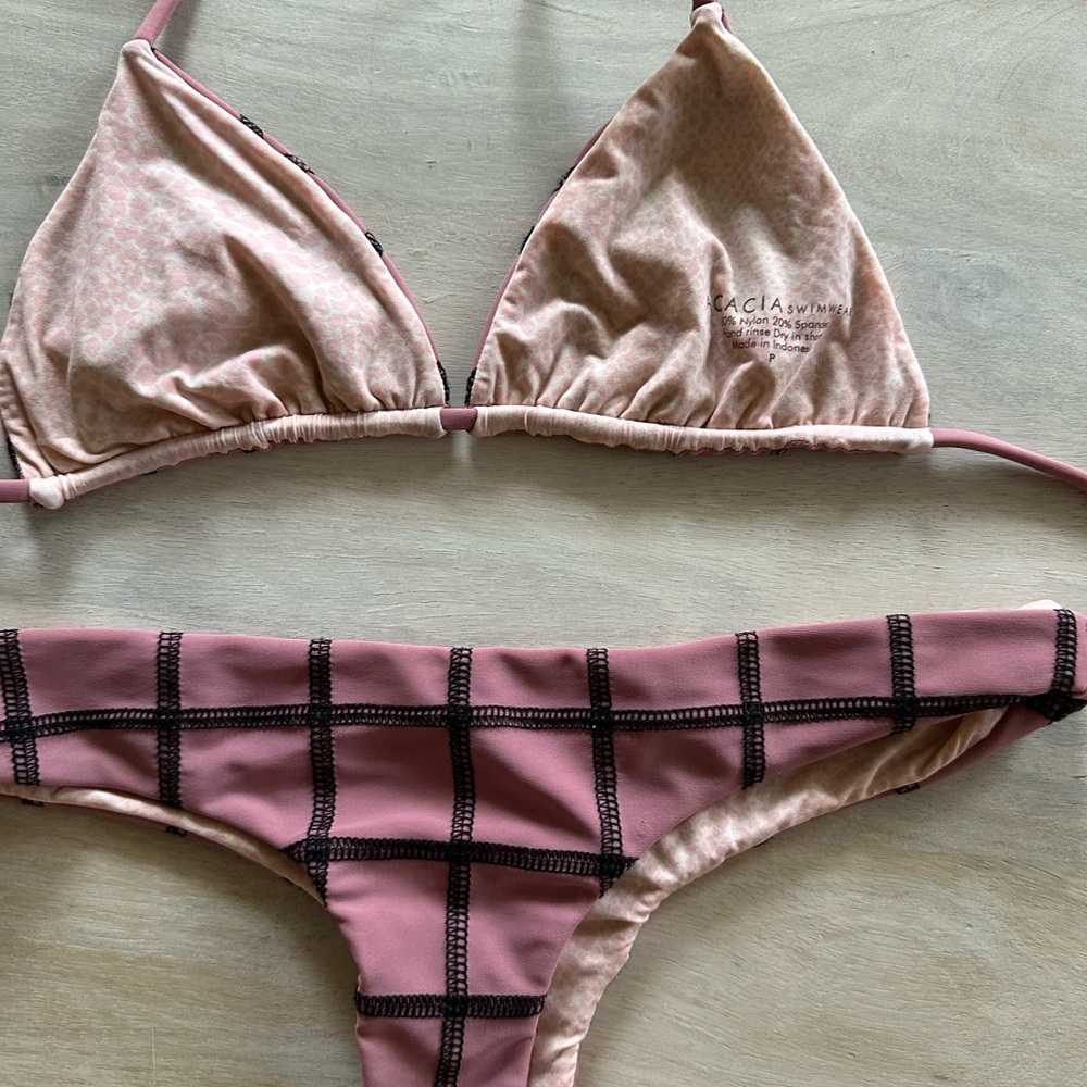 ✖️[SOLD]✖️ ACACIA SWIM - Picture 4 of 4